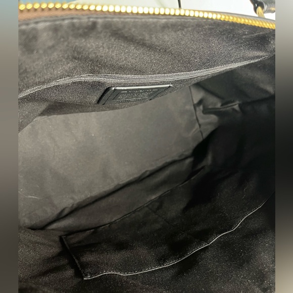COACH 📣 NWT Signature Gallery Tote in Brown / Black 📣 - Picture 5 of 10